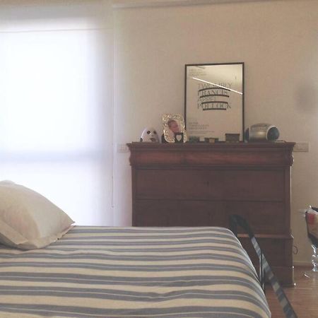 New Cosy Apartment Near To Petruzzelli Theatre バーリ エクステリア 写真